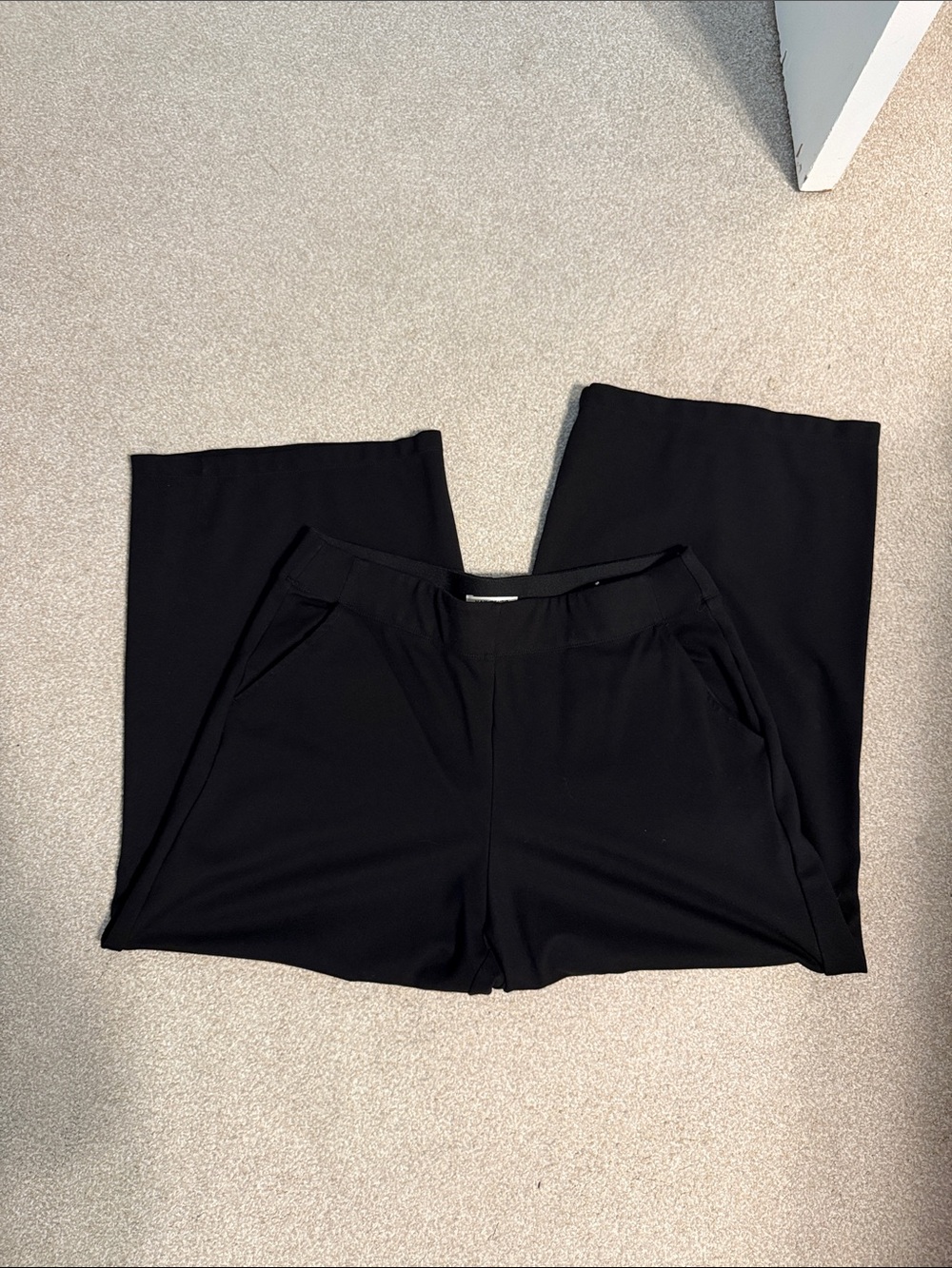 Max Studio Black Wide Goucho Leg Dress Pants